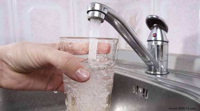 Drink Tap Water To Save Money Easily. 