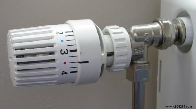 Thermostatic Radiator Valves:Guaranteed Heating Savings. 