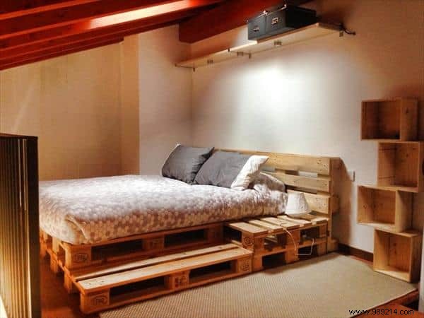 Why Buy a Bed When You Can Use Pallets to Make One for Free? Here are 14 Great Examples. 