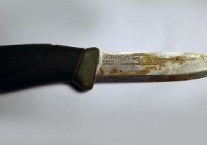 How I Managed to Remove Rust from a Knife Blade. 