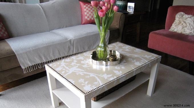 How to EASILY Transform an IKEA Table into a Chic Furniture. 