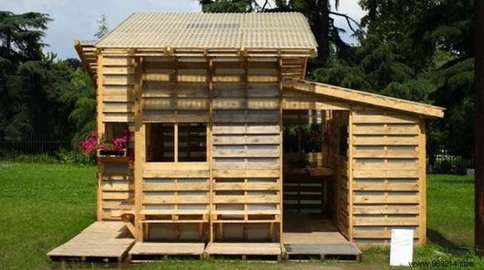 15 Surprising Ways to Reuse Old Wooden Pallets. 