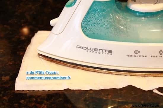 How to Clean an Iron With White Vinegar and Baking Soda. 