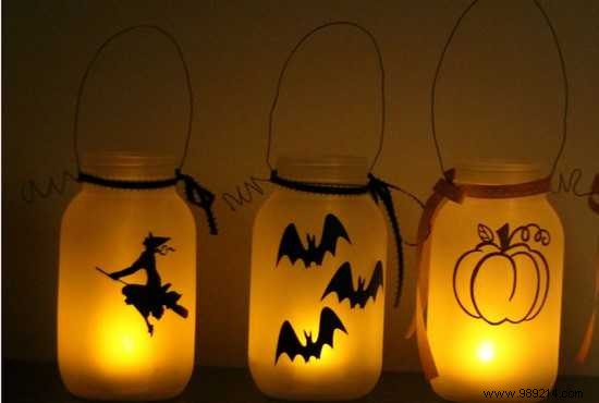 29 Ingenious Ways to Use Glass Jars for Halloween. 