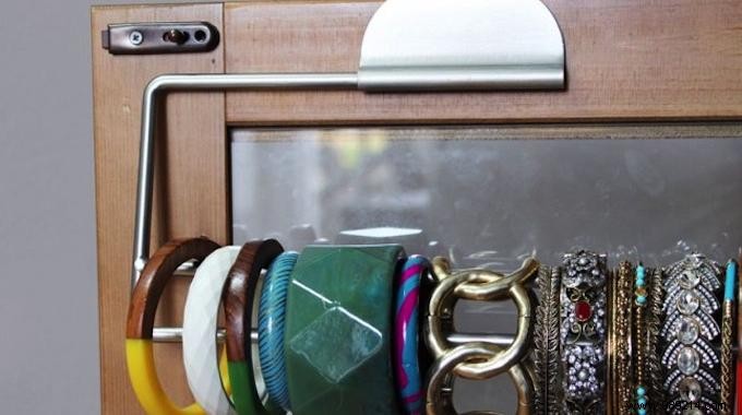 A Tip To Easily Store All Your Bracelets. 