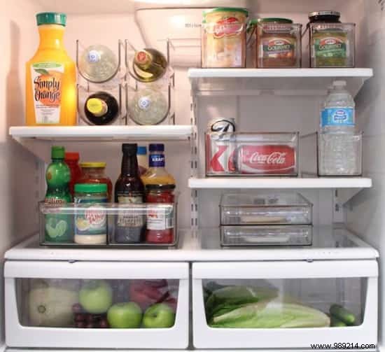 33 Great Tips for Storing Food. No more rotting vegetables in the fridge! 