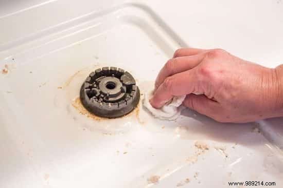 How to remove baked-on grease from baking sheets with baking soda. 