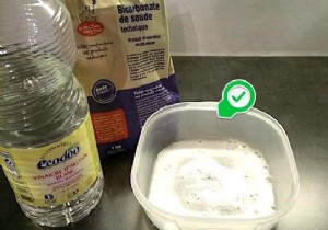 How to Clean Your Stained and Sticky Tupperware with Baking Soda. 