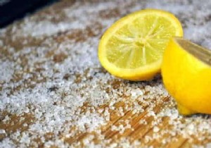 Quick and Easy:How to Clean a Cutting Board with Lemon and Salt. 