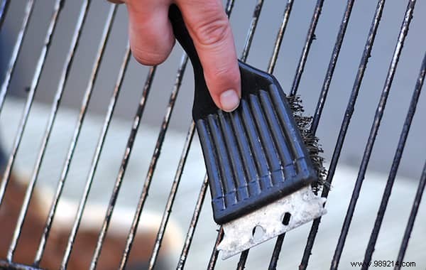 14 Simple and Effective Tips for Cleaning the Barbecue Grill. 