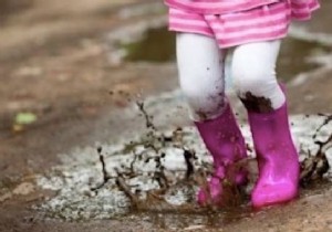 The Magic Trick To Easily Remove Mud Stains From Clothes. 