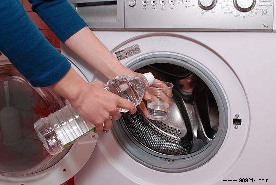 7 Good Reasons to Put White Vinegar in Your Washing Machine. 