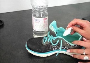 Smelly Sneakers? The Tip To Eradicate Bad Odors With White Vinegar. 