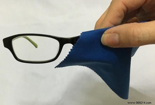 An Optician s Tip For Cleaning Your Glasses (And Keeping Them Always Clean). 