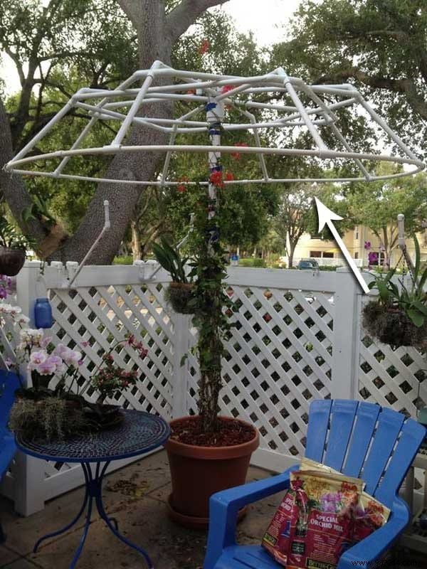 Garden:20 Ingenious Ways to Use PVC Pipes. 