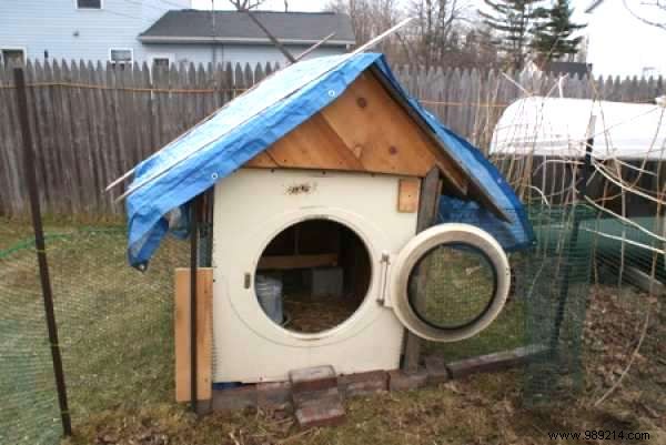 25 Brilliant Build-It-Yourself Chicken Coop Ideas With Scrap 