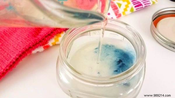 This Homemade Air Freshener Gel Scents Your Home For WEEKS! 