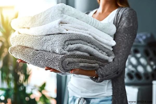 The Secret To Bringing Softness And Absorbency Back To Your Towels. 