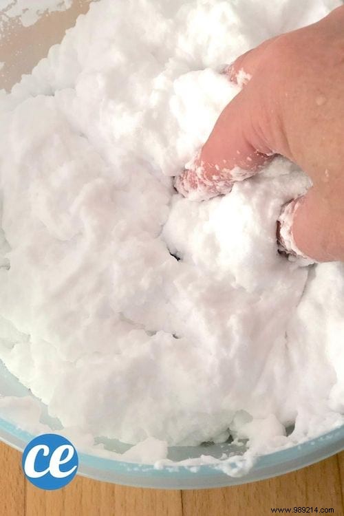 Make Your Own Dishwasher Tablets (With Only 3 Ingredients)! 