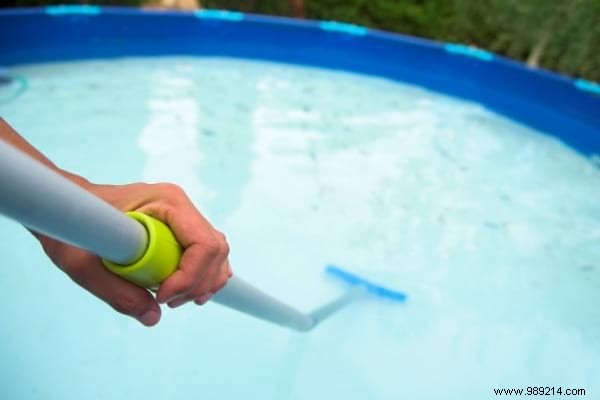 How to Maintain Water in an Above Ground Pool (And Keep It Clean &Clear). 