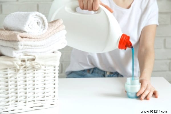 15 Mistakes Everyone Makes When Machine Washing Their Clothes. 