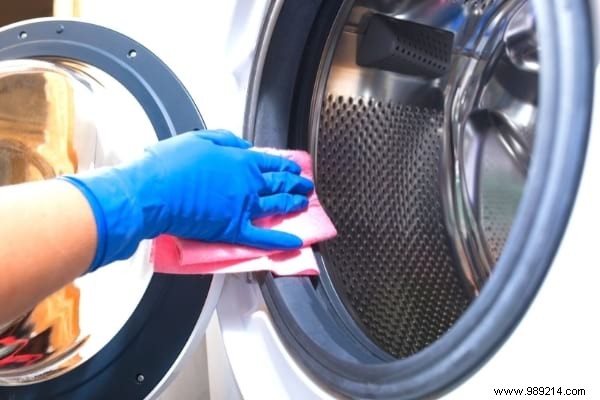 How Often Should You (Really) Clean Your Washing Machine? 