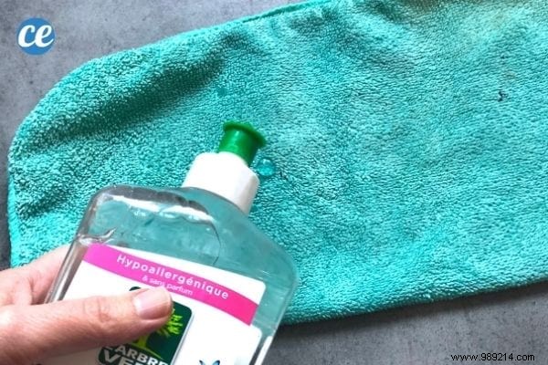 How to Properly Clean Microfiber Cloths? The Mistake Everyone Makes. 