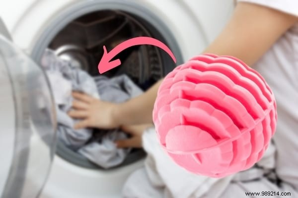 9 Secret Tips For Washing All Your Clothes WITHOUT Detergent. 