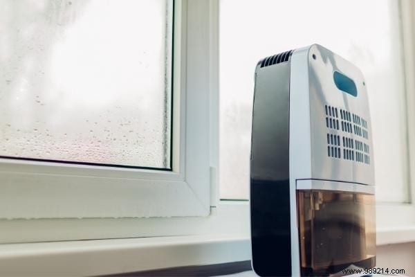 17 Tips Against Condensation On Windows (No More Mold). 