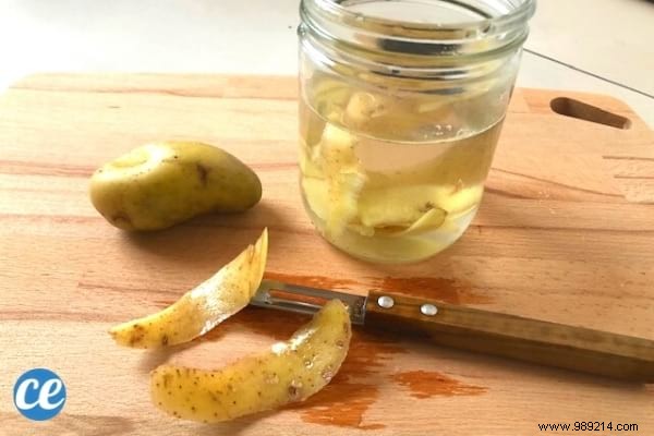 Don t Throw Away Potato Peelings! Turn them into dish soap. 