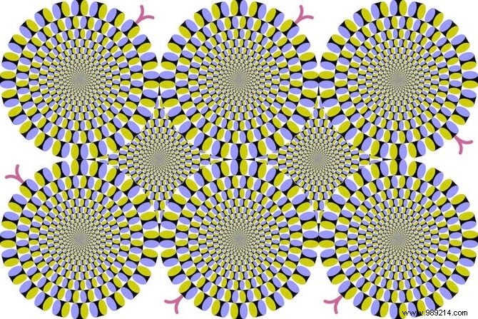 32 Incredible Optical Illusions (That Will Take Your Breath Away). 