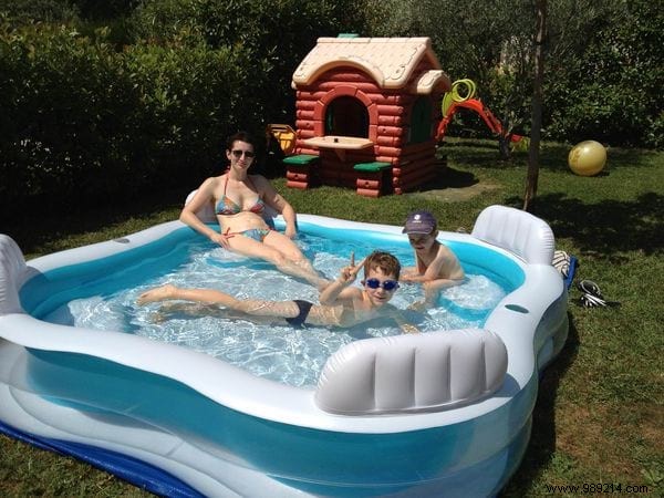 How To Maintain Water In An Inflatable Kiddie Pool? 