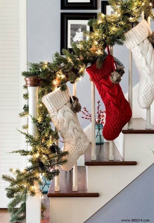 39 Easy DIY Christmas Decorations (For a Fairytale Interior). 