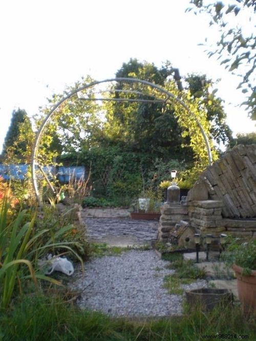 Old Trampoline:19 Ingenious Ways to Repurpose it. 