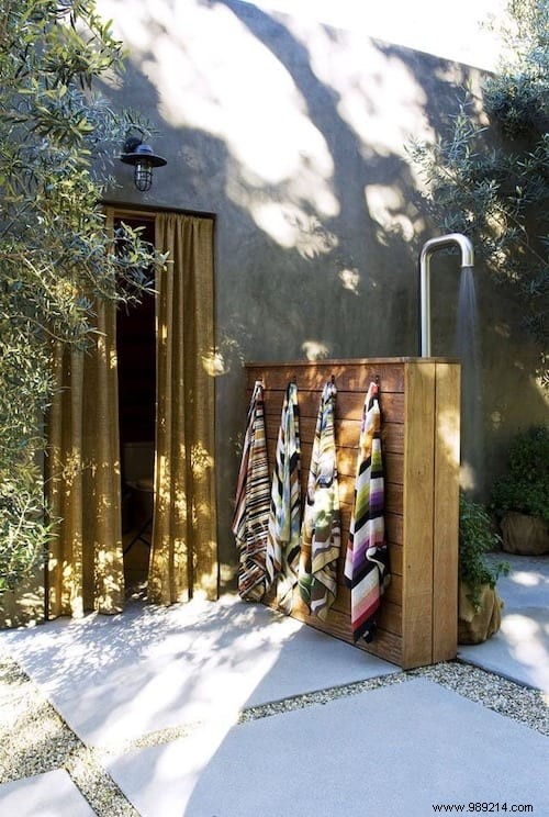 26 Awesome DIY Outdoor Shower Ideas (Quick &Easy). 