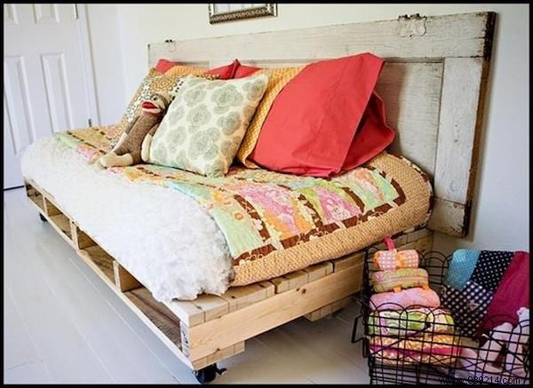 Wooden Pallets:27 Incredible Uses (Easy and Quick to Make). 