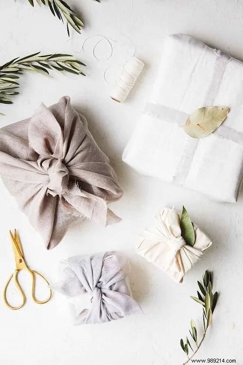 25 Great Ideas To Wrap Your Christmas Gifts (Easy &Original). 