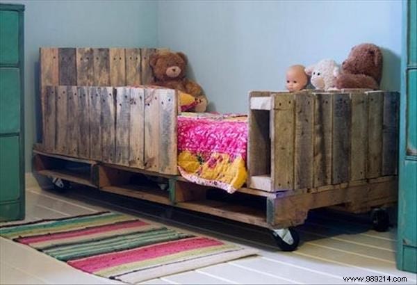 34 Mind-Blowing Uses of Old Wooden Pallets. 