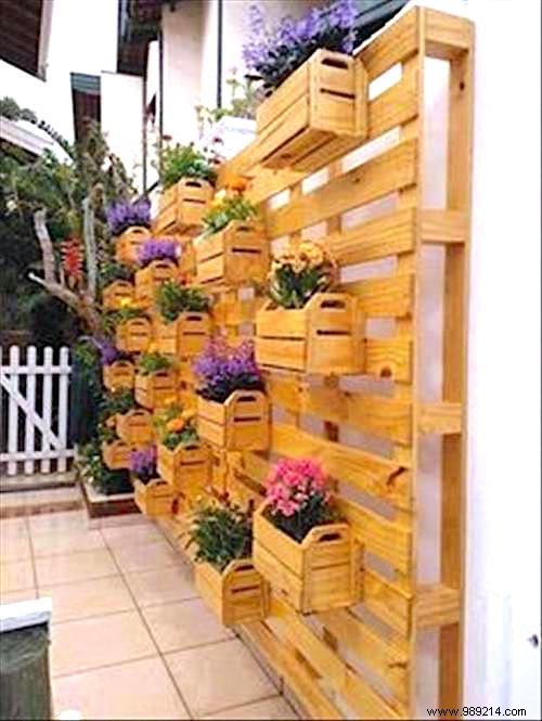 20 Incredible Things You Can Do With WOODEN PALLETS. 