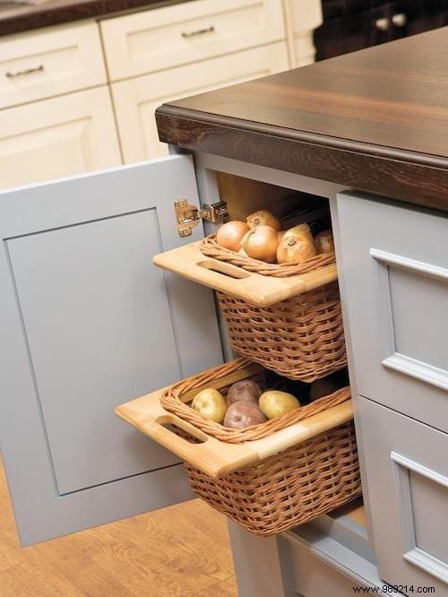 25 Great Storage Ideas To Better Organize Your KITCHEN. 