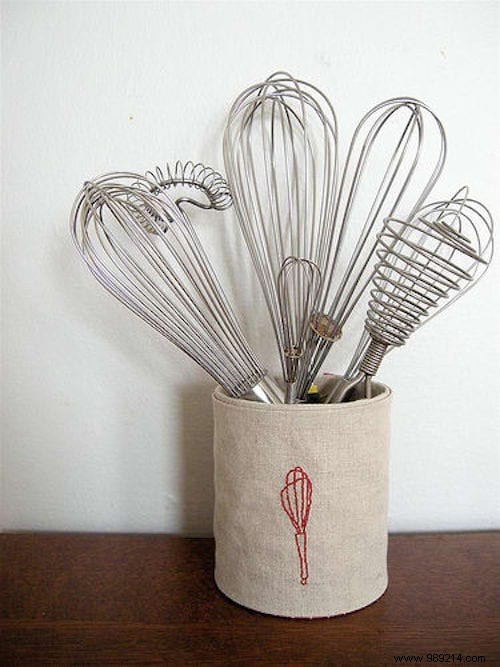 48 Brilliant Ideas For Reusing Empty CANS. 