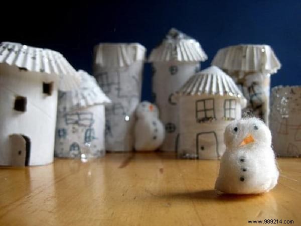 50 Awesome Christmas Decorations With Toilet Paper Rolls. 