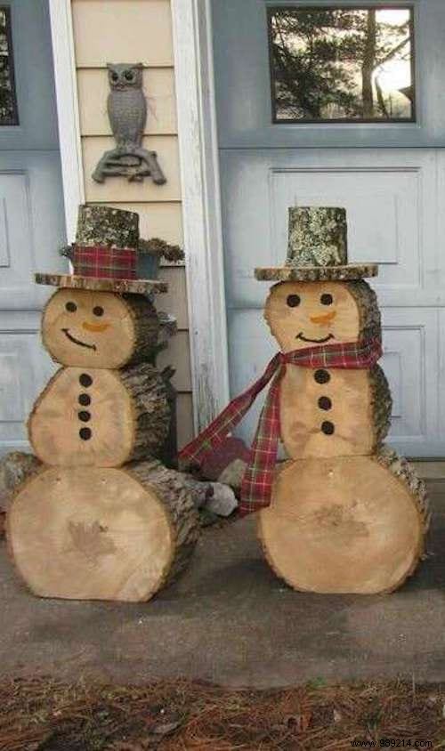 20 Super Christmas Decorations With WOODEN LOGS. 