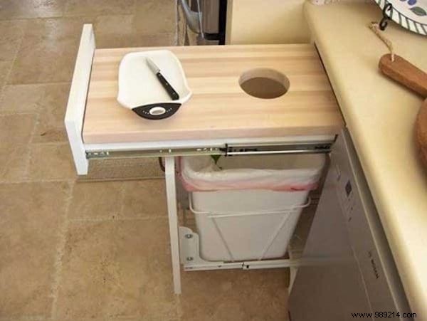 15 clever and hidden storage units that everyone would love to have in their kitchen. 