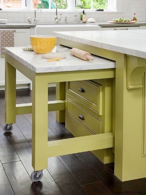 15 clever and hidden storage units that everyone would love to have in their kitchen. 