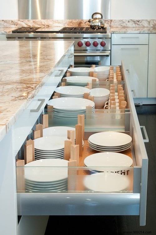 15 clever and hidden storage units that everyone would love to have in their kitchen. 