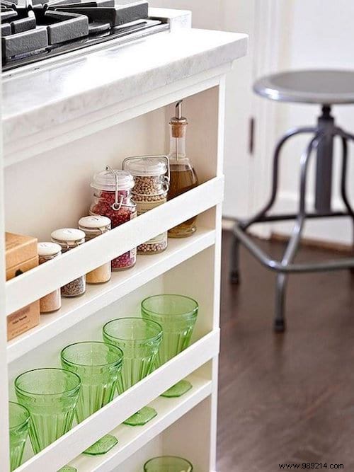 15 clever and hidden storage units that everyone would love to have in their kitchen. 