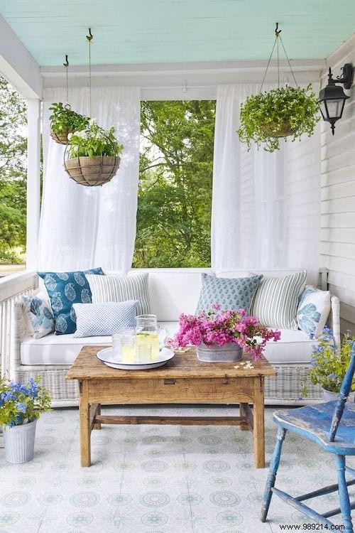 28 Great Ideas To Beautify Your Garden Easily. 