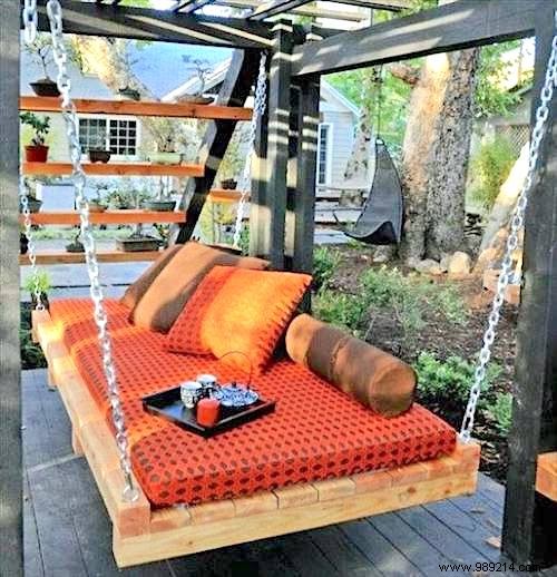 70 Incredible Uses For Old Wooden Pallets. 