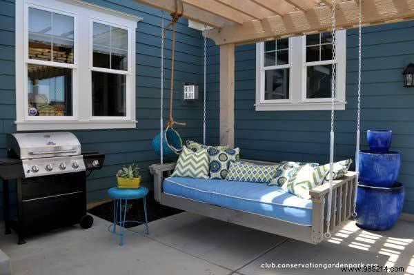 70 Incredible Uses For Old Wooden Pallets. 